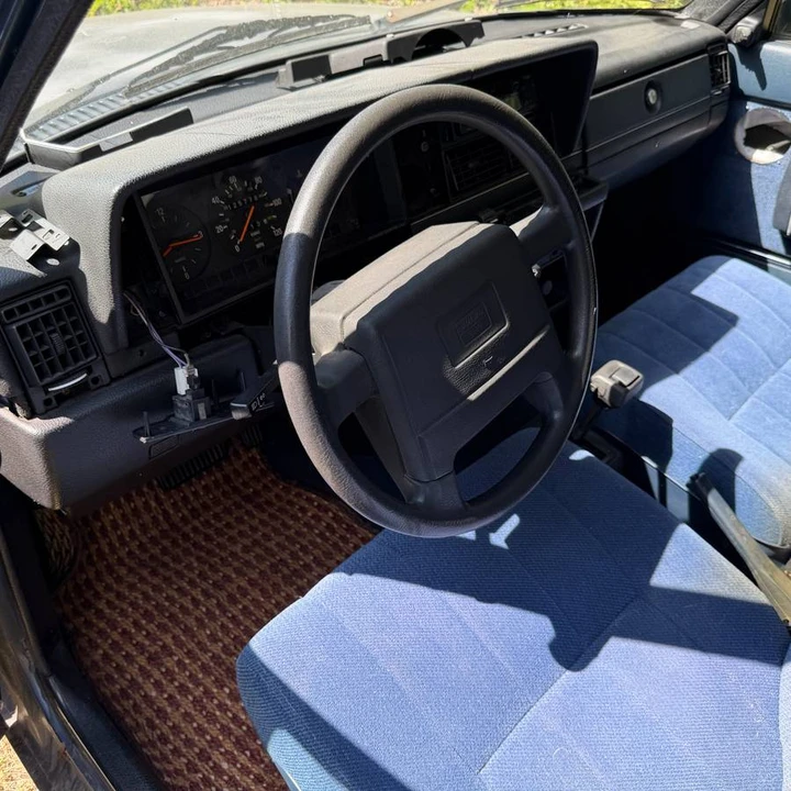 1991 Volvo 244 - Image 16 of 20