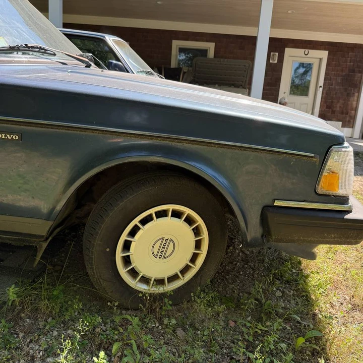 1991 Volvo 244 - Image 13 of 20