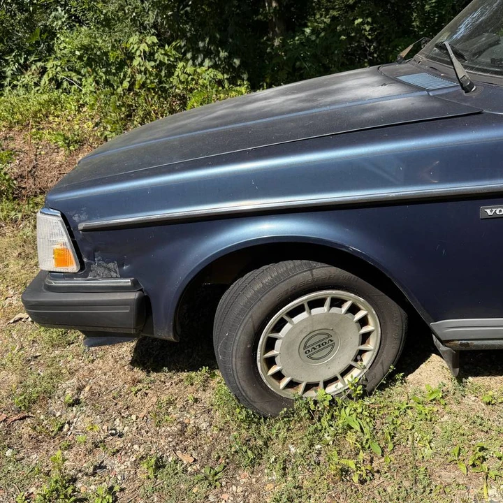1991 Volvo 244 - Image 4 of 20