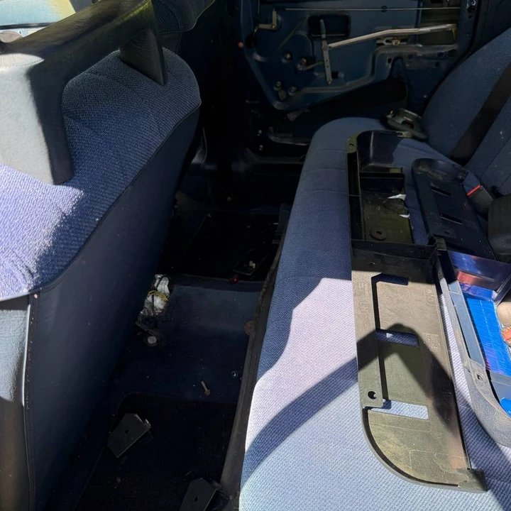1991 Volvo 244 - Image 19 of 20