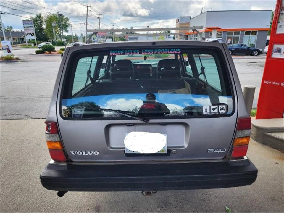 1991 Volvo 244 - Image 2 of 25