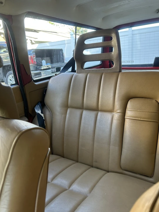 1991 Volvo 200 Series - Image 15 of 31