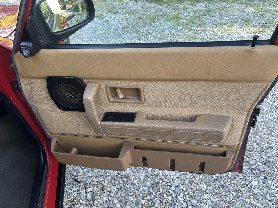 1991 Volvo 200 Series - Image 19 of 31