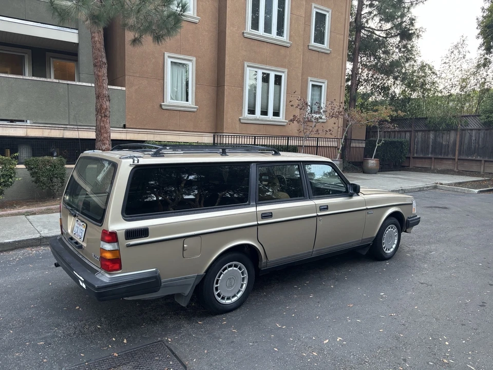 1991 Volvo 200 Series - Image 3 of 14