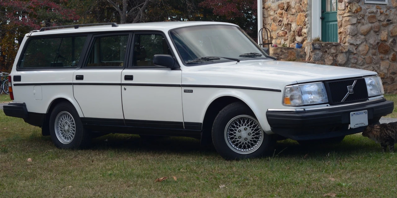 1991 Volvo 244 - Image 2 of 21