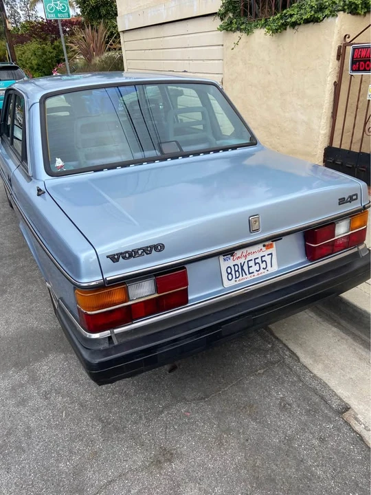 1991 Volvo 244 - Image 3 of 3
