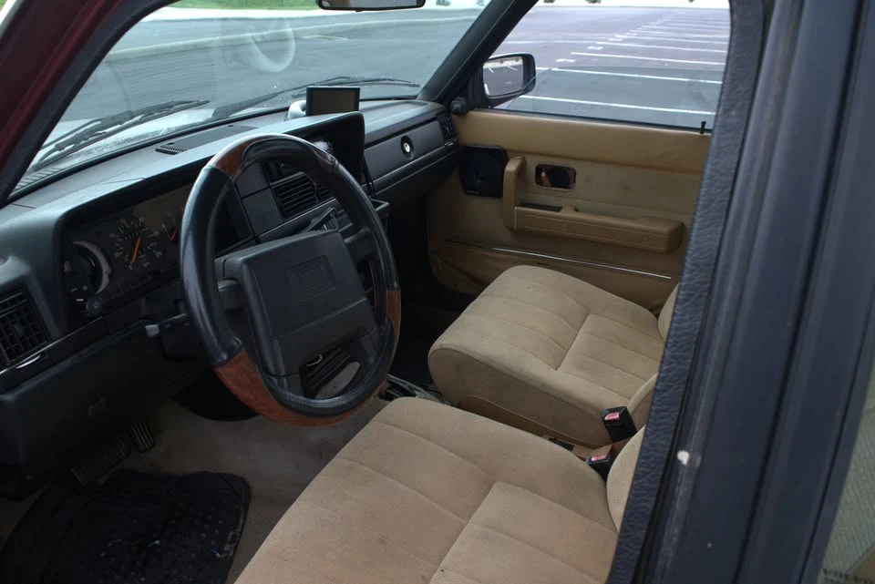 1991 Volvo 244 - Image 9 of 10