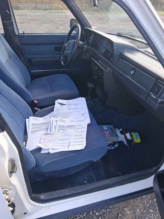 1991 Volvo 244 - Image 10 of 20