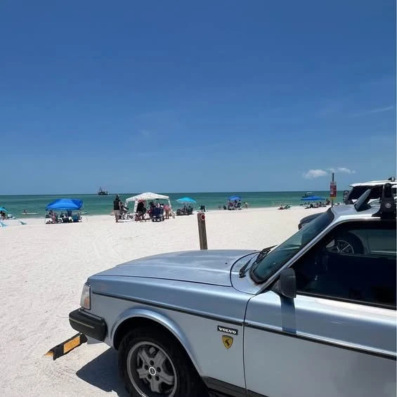 1991 Volvo 244 - Image 2 of 19
