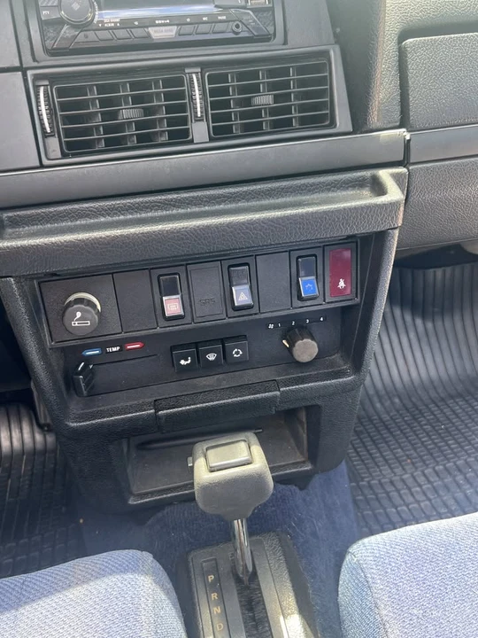 1991 Volvo 244 - Image 8 of 19