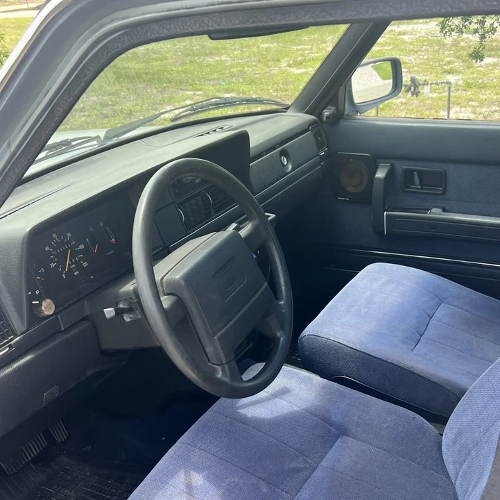 1991 Volvo 244 - Image 4 of 19