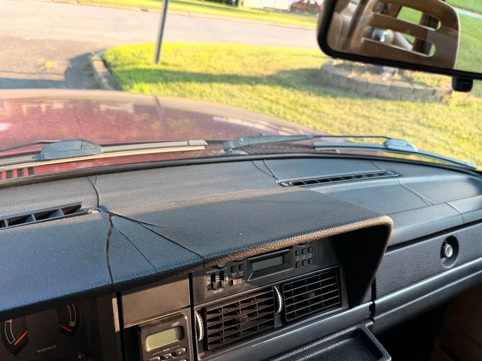 1991 Volvo 244 - Image 13 of 16