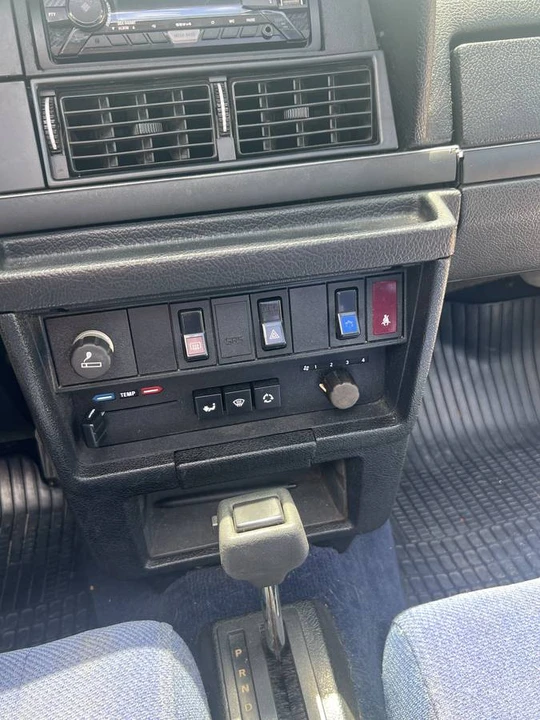 1991 Volvo 244 - Image 9 of 23