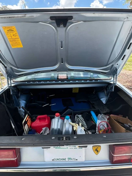 1991 Volvo 244 - Image 17 of 23