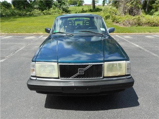 1991 Volvo 245 - Image 11 of 12