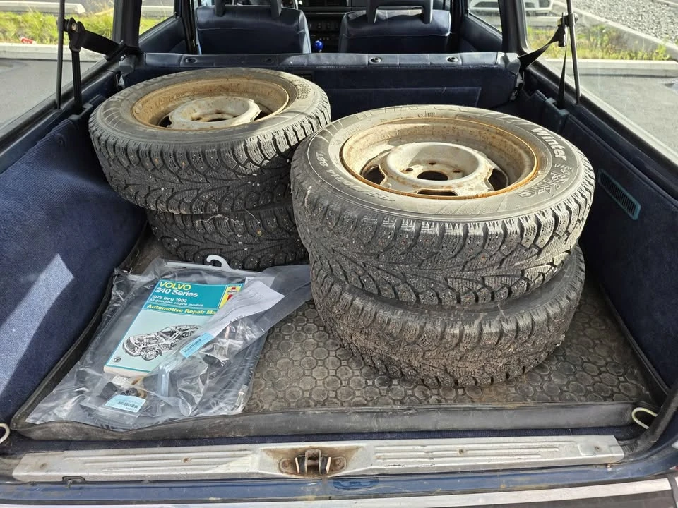 1991 Volvo 245 - Image 10 of 10