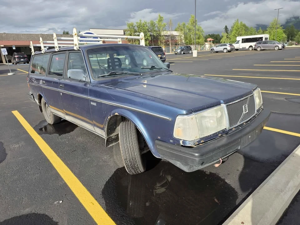 1991 Volvo 245 - Image 2 of 10