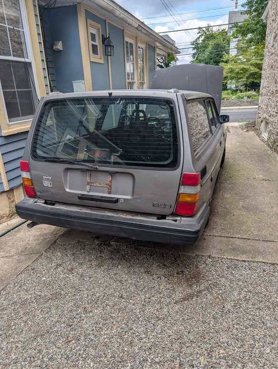 1991 Volvo 245 - Image 5 of 9