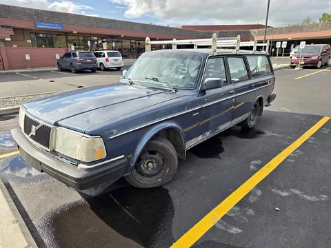 1991 Volvo 240 Wagon 4D