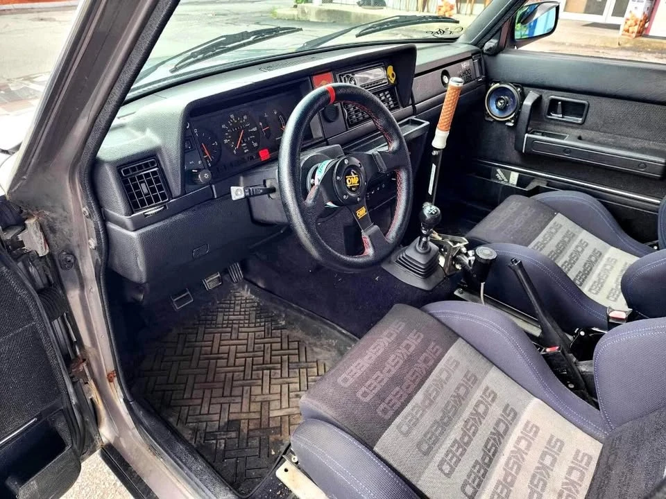 1991 Volvo 245 - Image 8 of 18