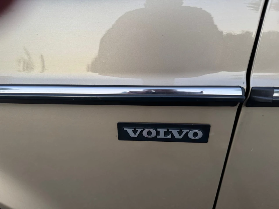 1991 Volvo 245 - Image 30 of 31