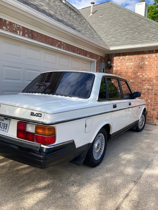 1991 Volvo 200 Series - Image 4 of 19