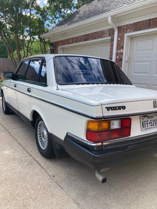 1991 Volvo 200 Series - Image 2 of 19