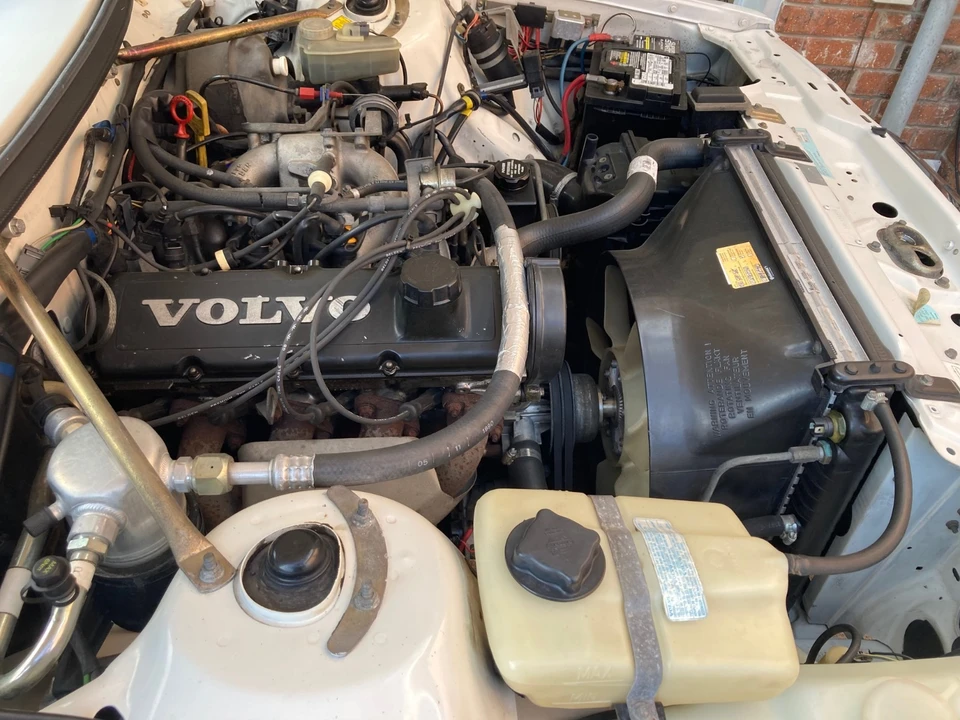 1991 Volvo 200 Series - Image 17 of 19