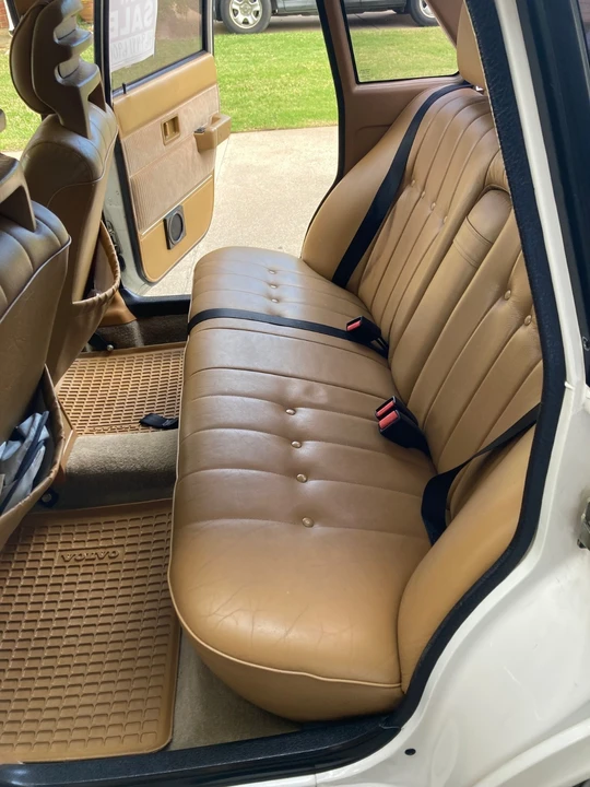 1991 Volvo 200 Series - Image 13 of 19
