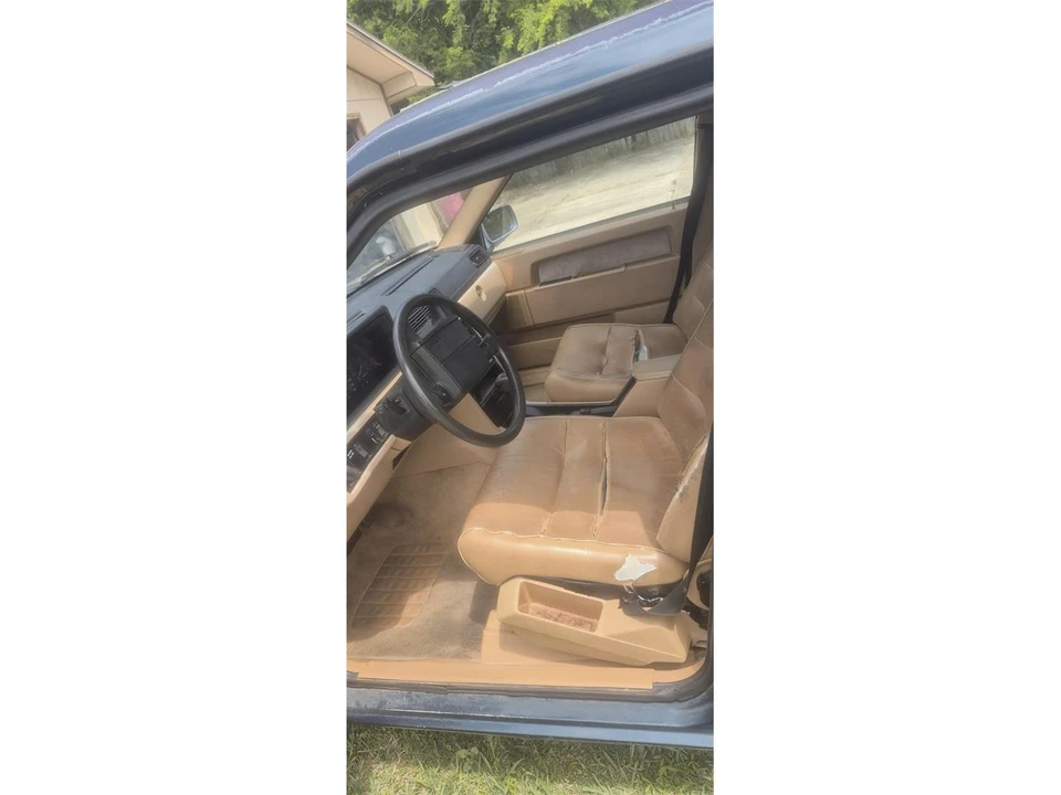 1991 Volvo 740 - Image 3 of 10