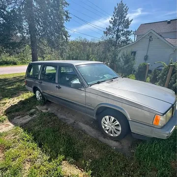 1991 Volvo 740 GL Wagon 4D
