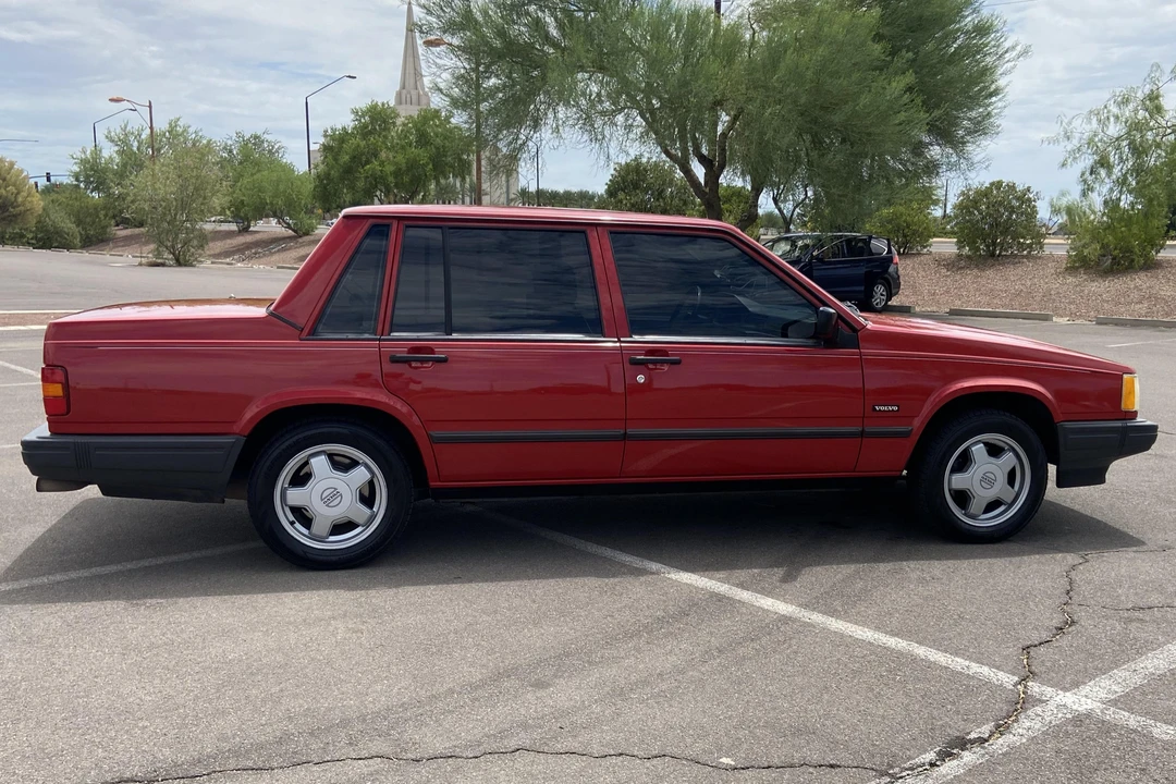 1991 Volvo 740 - Image 3 of 10