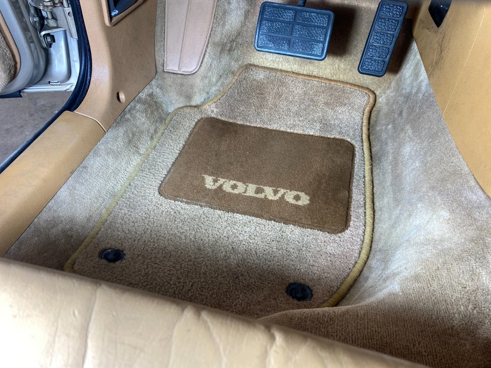 1991 Volvo 940 - Image 16 of 21