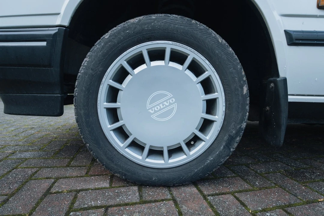 1991 Volvo 940 - Image 29 of 30