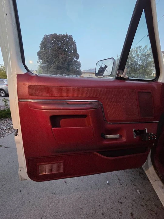1991 Ford Bronco 4th Gen - Image 10 of 16