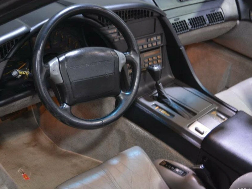 1991 Chevrolet Corvette C4 - Image 12 of 18