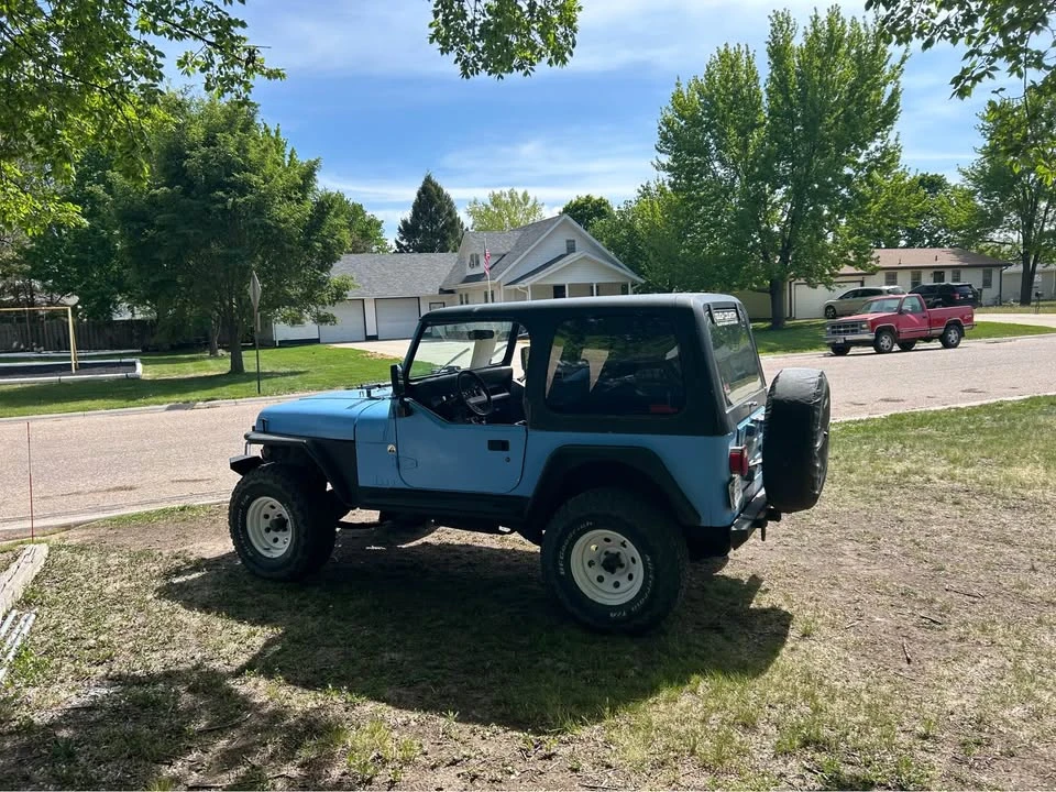 1991 Jeep YJ Wrangler - Image 5 of 5