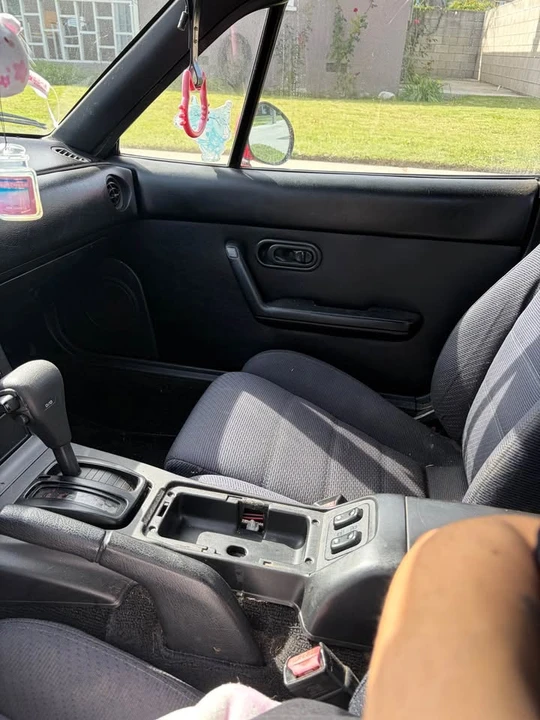 1991 Mazda NA MX-5 Miata - Image 9 of 9