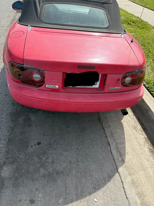 1991 Mazda NA MX-5 Miata - Image 4 of 9