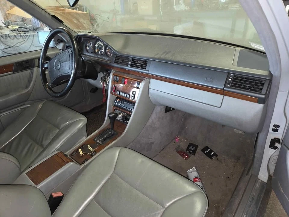 1991 Mercedes-Benz W124 E-Class - Image 7 of 8