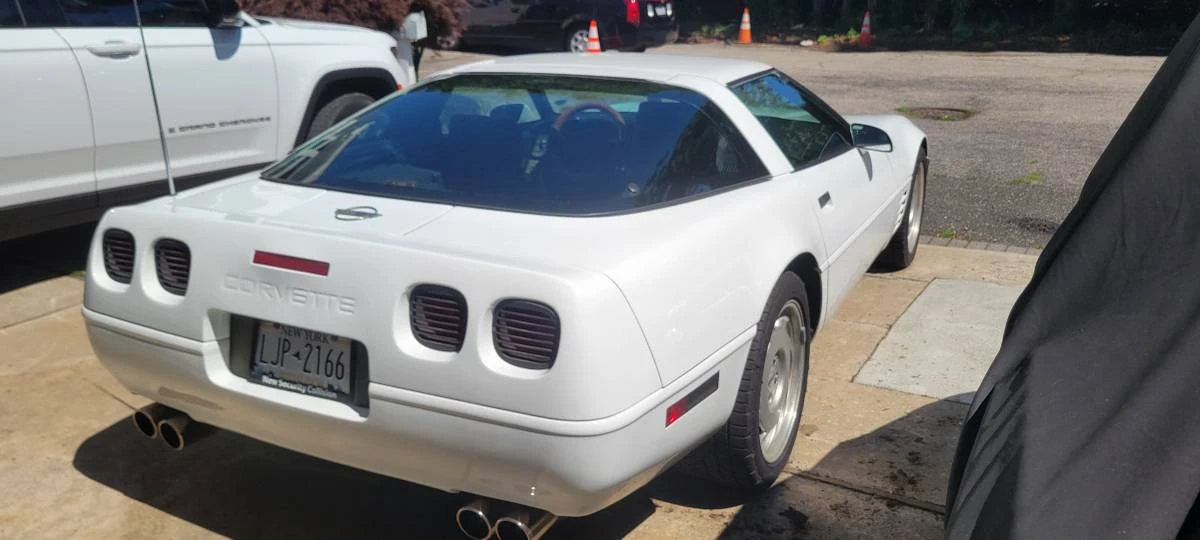 1991 Chevrolet Corvette C4 - Image 7 of 8