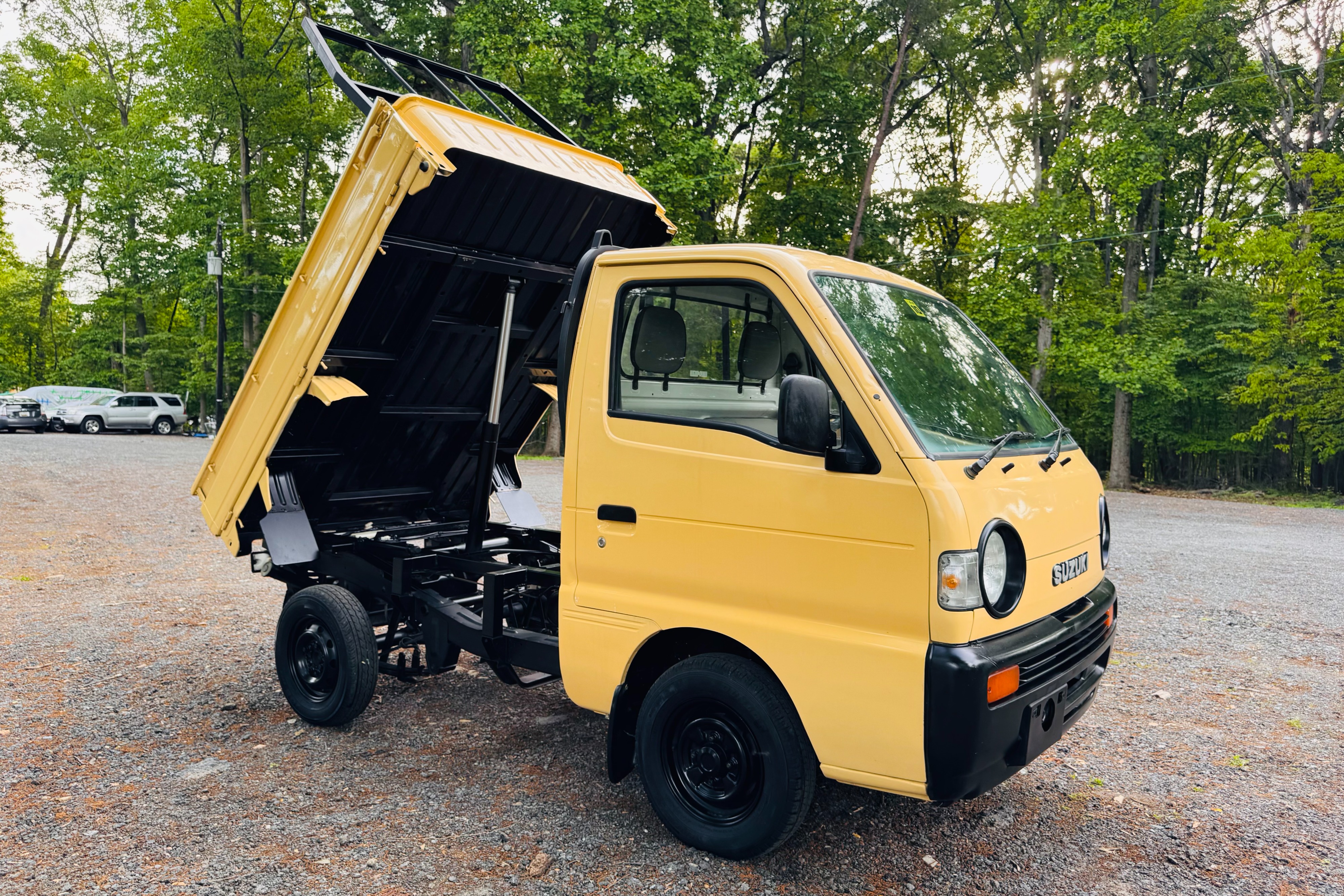 1991 Suzuki Carry Dump Truck 4WD 4-Speed