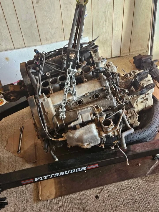 1992 Parts & Memorabilia Engines - Image 3 of 7