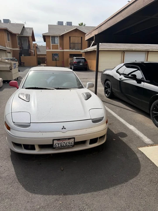 1992 Mitsubishi 3000GT Series 1 - Image 2 of 4