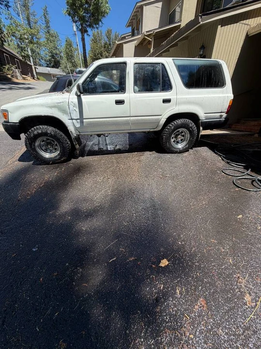 1992 Toyota 4Runner 2nd Gen - Image 2 of 4