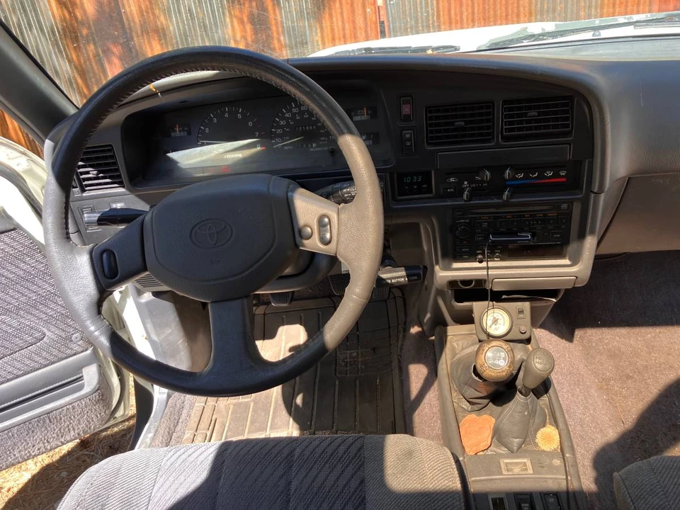 1992 Toyota 4Runner 2nd Gen - Image 9 of 13