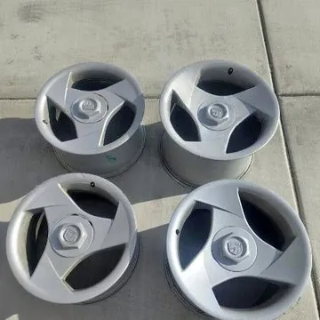 1992 Dodge Viper RT/10 Original Wheels
