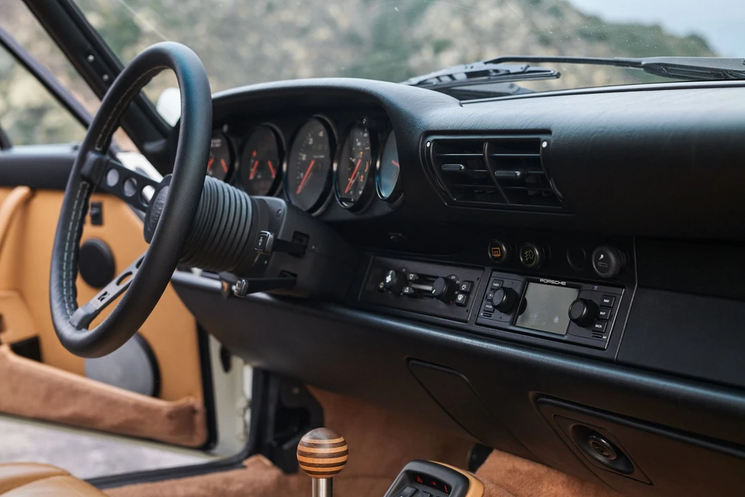 1992 Porsche 964 Carrera - Image 25 of 31