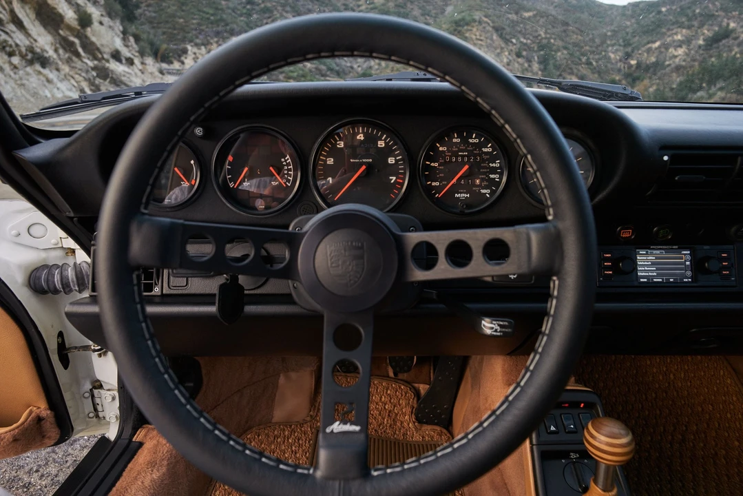 1992 Porsche 964 Carrera - Image 11 of 31