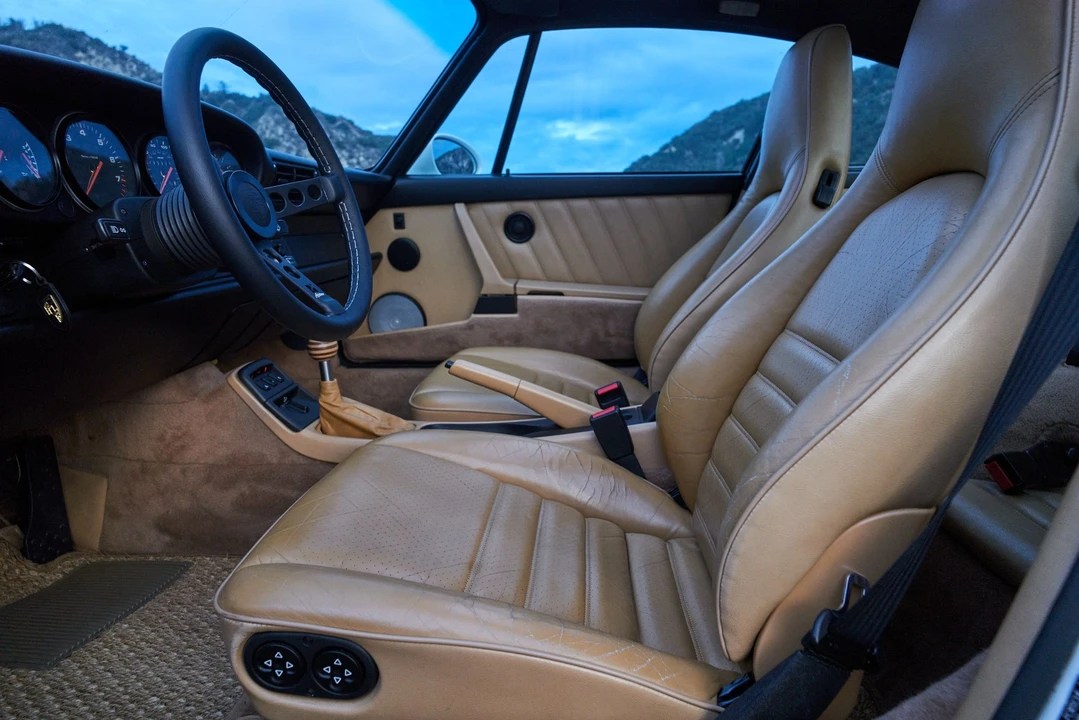 1992 Porsche 964 Carrera - Image 7 of 31